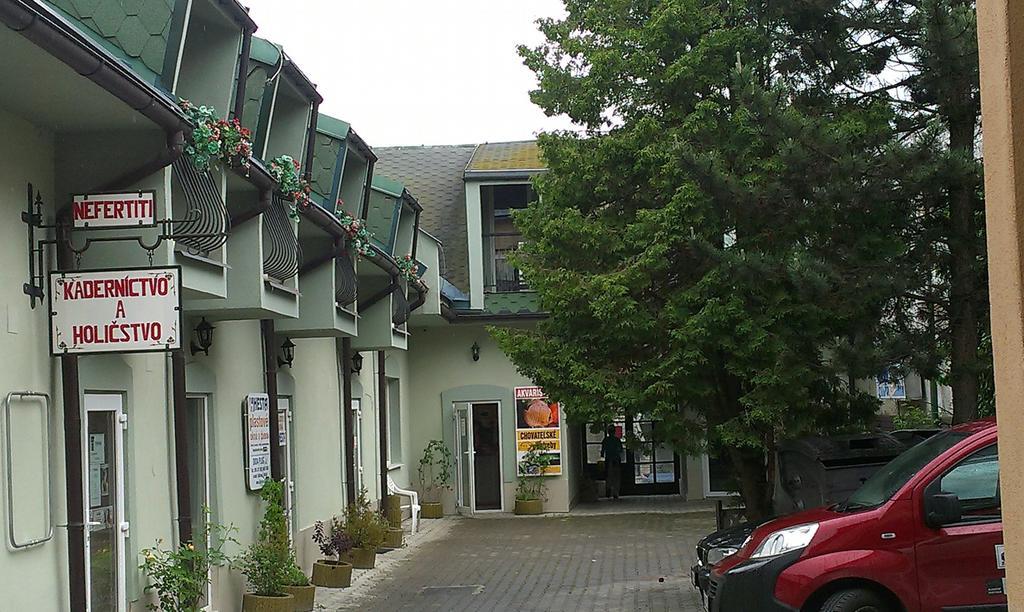 Penzion Marina Pri Slovenskej Restauracii Брезно Стая снимка